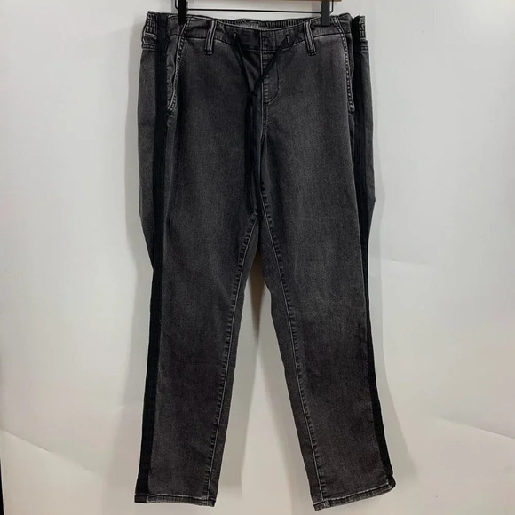 Torrid‎ Women's Vintage Straight Mid Rise Stretch Denim Jeans 1R - Picture 1 of 12